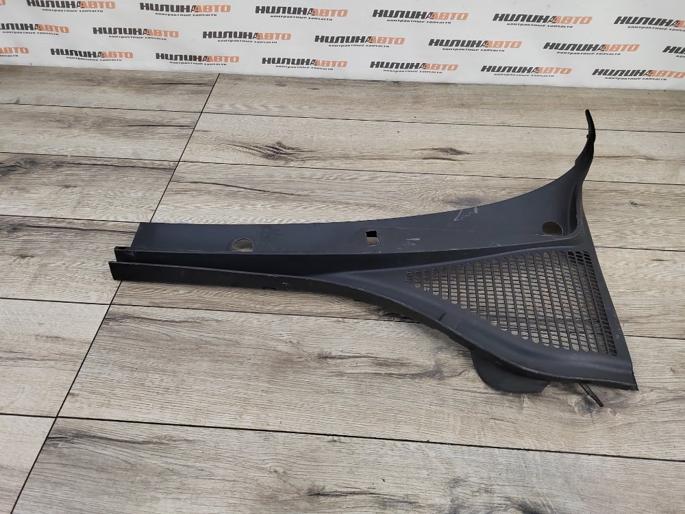 Жабо, 2000 рублей, Москва