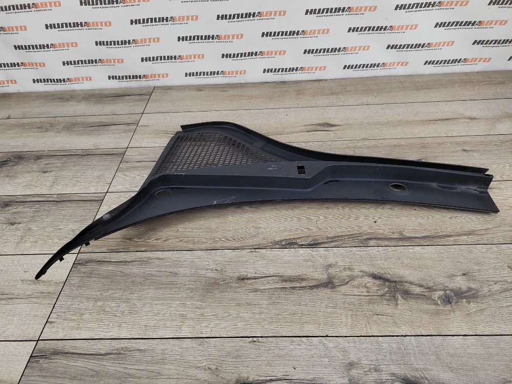 Жабо, 2000 рублей, Москва