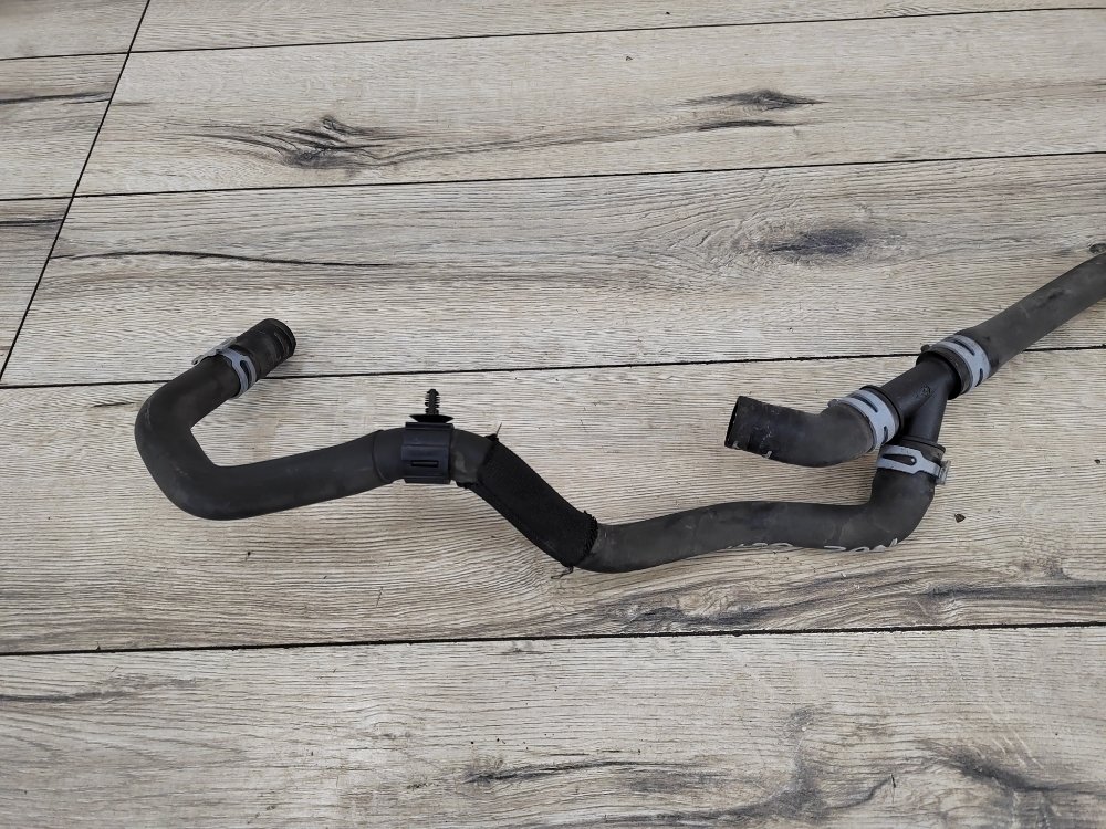 Патрубок системы охлаждения, 1500 рублей, Москва