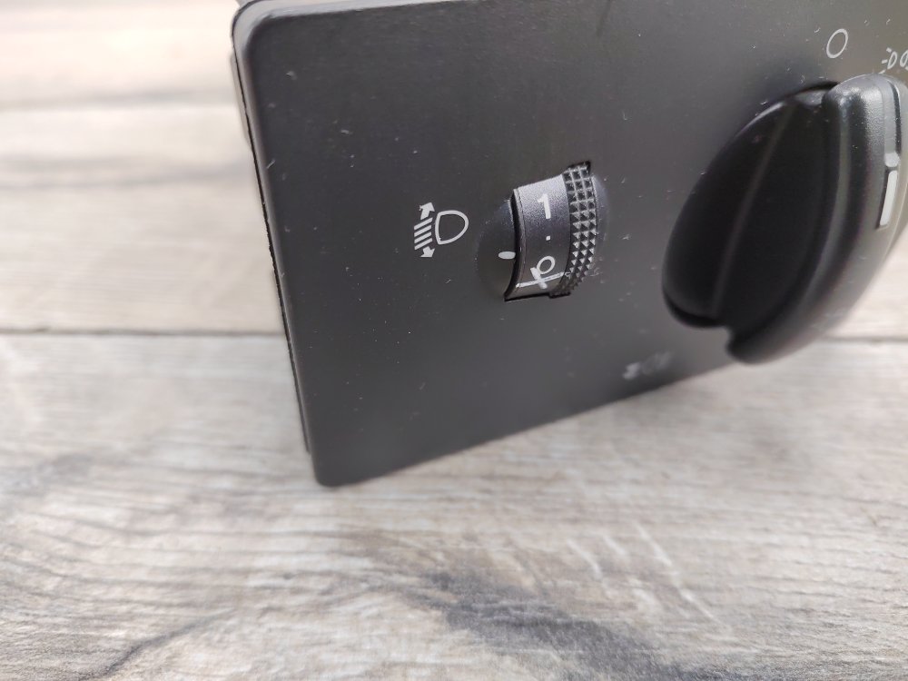 Блок управления светом, 2000 рублей, Москва