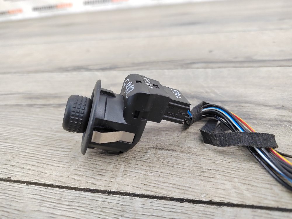 Блок управления зеркалами, 300 рублей, Москва