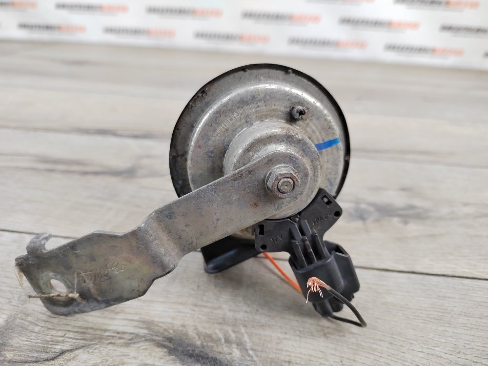 Звуковой сигнал, 500 рублей, Москва