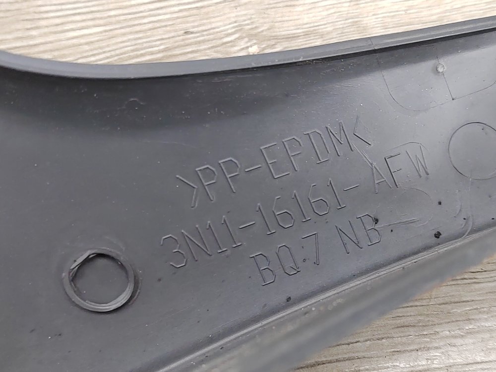 Накладка крыла, 1200 рублей, Москва