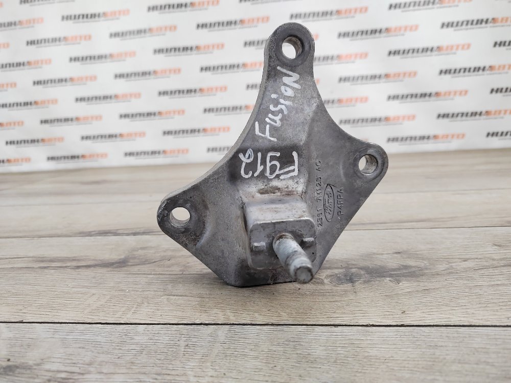 Кронштейн КПП, 500 рублей, Москва