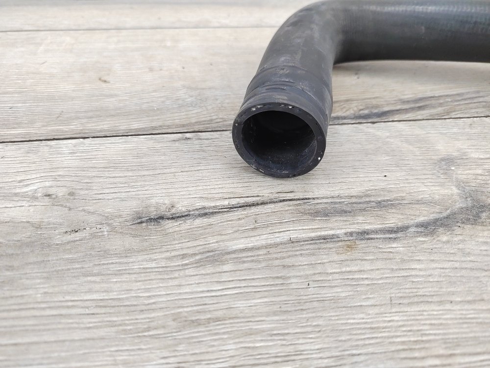 Патрубок системы охлаждения, 400 рублей, Москва