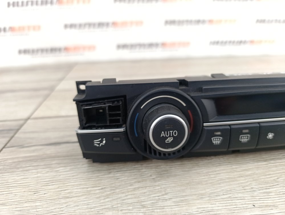 Блок управления печкой, 1000 рублей, Москва