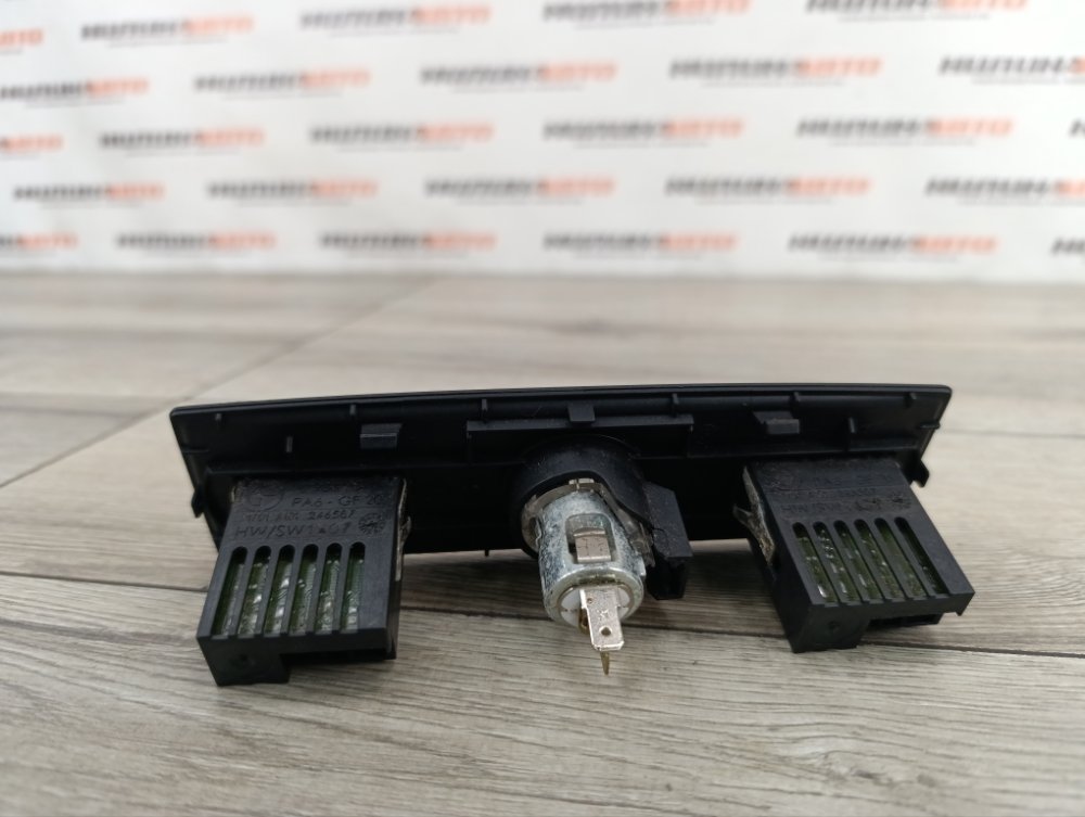 Кнопка обогрева сидений, 3000 рублей, Москва