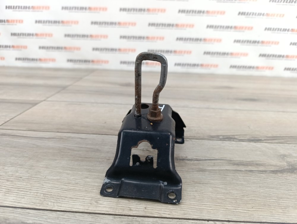 Петля замка капота, 500 рублей, Москва