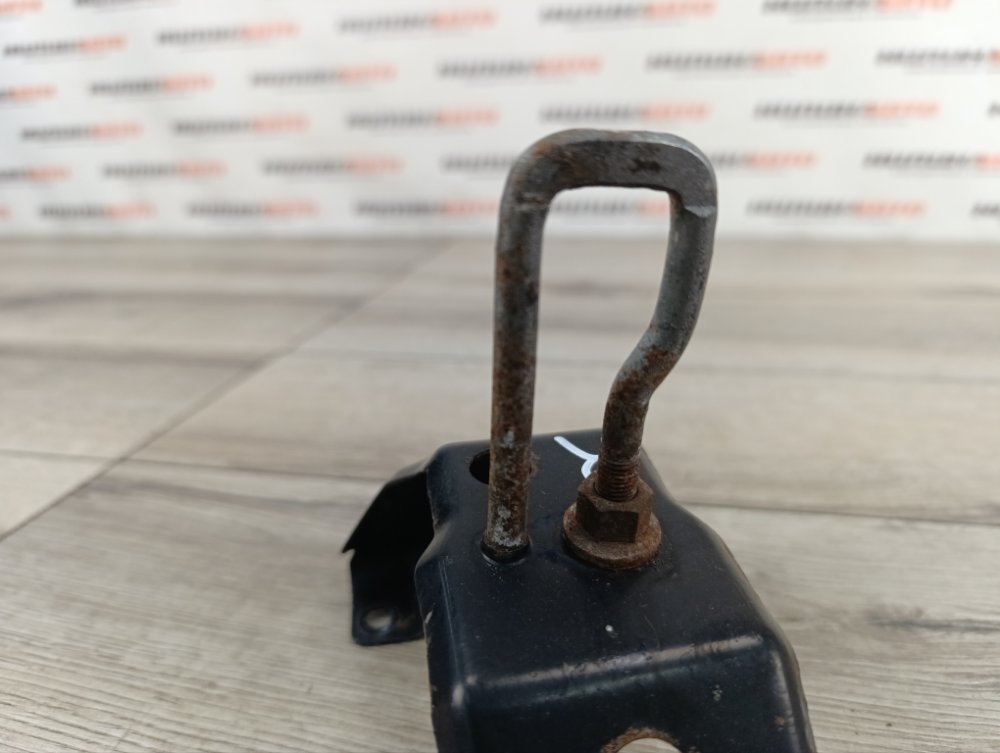 Петля замка капота, 500 рублей, Москва