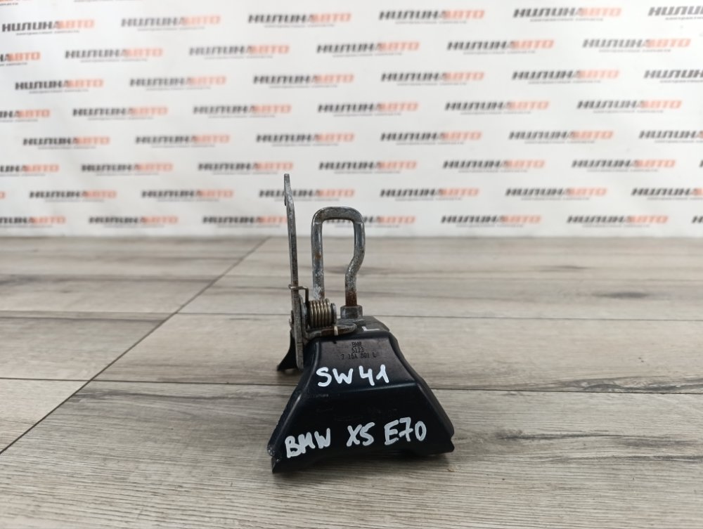 Крюк замка капота, 500 рублей, Москва