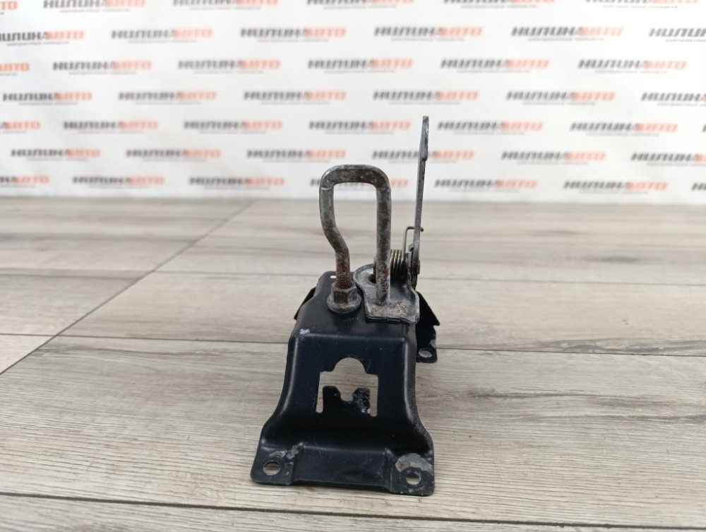 Крюк замка капота, 500 рублей, Москва