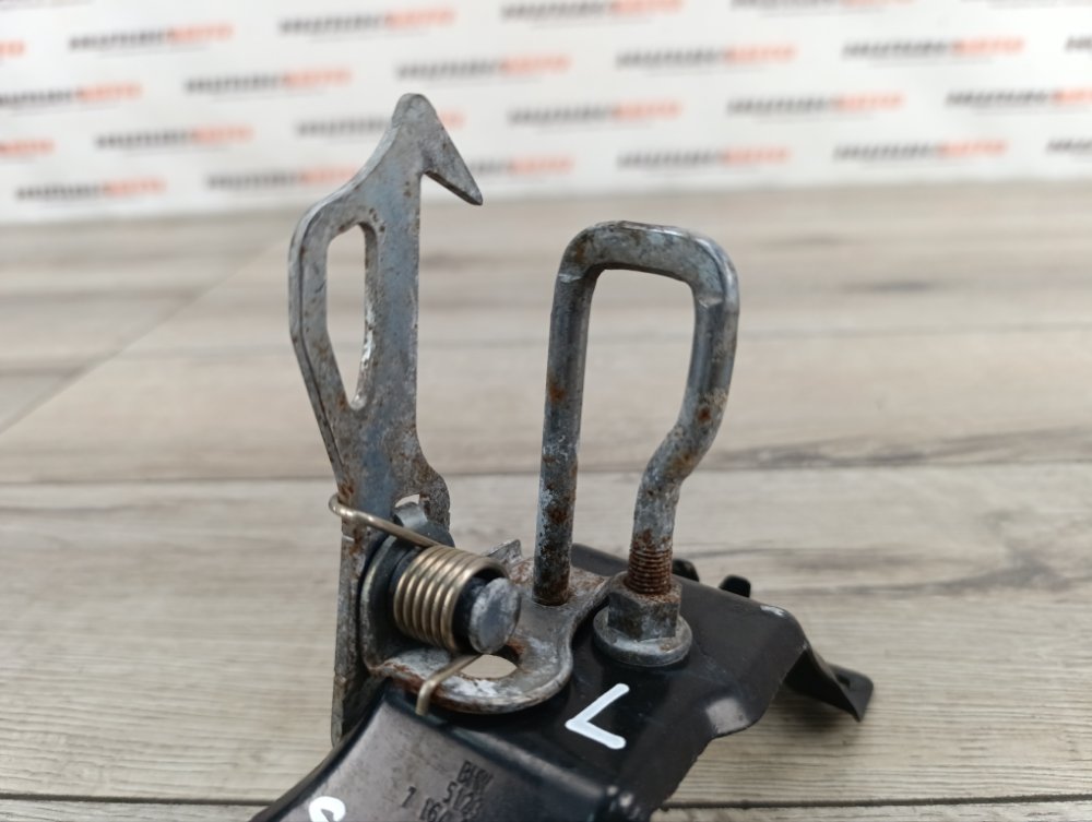 Крюк замка капота, 500 рублей, Москва