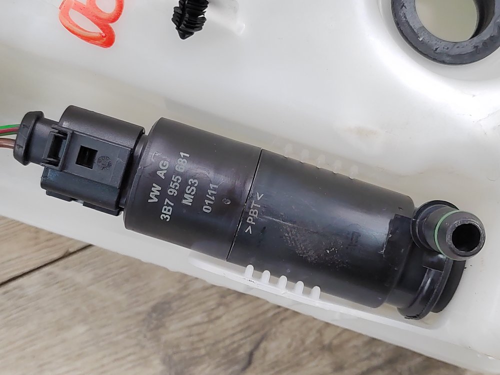 Бачок омывателя, 2500 рублей, Москва