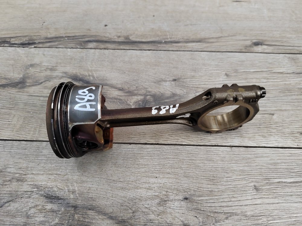 Шатун двигателя, 2000 рублей, Москва