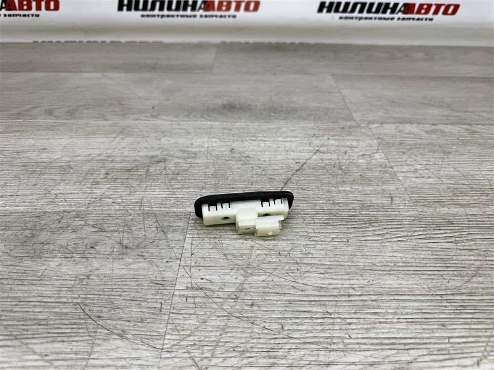 Кнопка открывания багажника, 1100 рублей, Севастополь