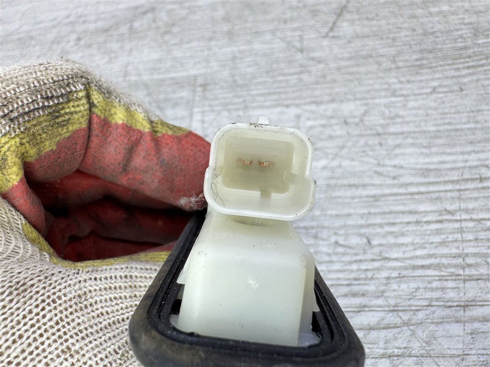 Кнопка открывания багажника, 1100 рублей, Севастополь