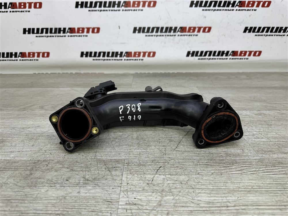 Патрубок интеркулера, 1000 рублей, Севастополь