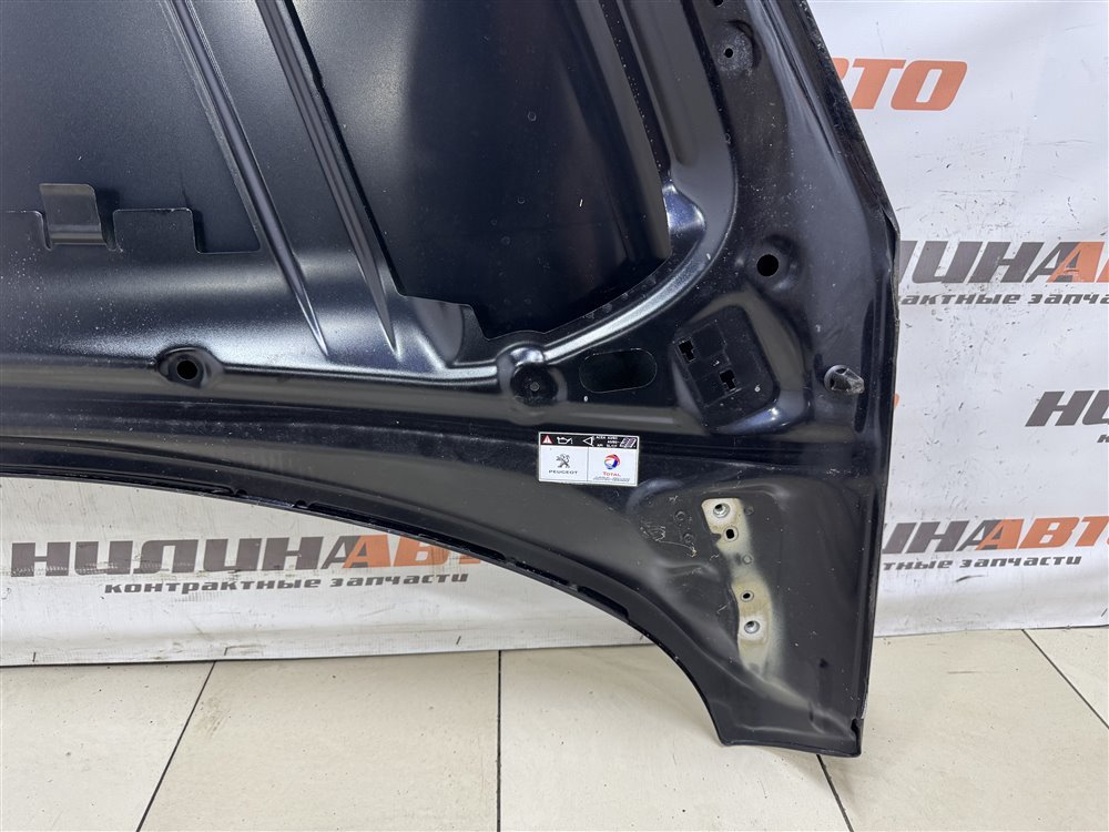 Капот, 14000 рублей, Севастополь