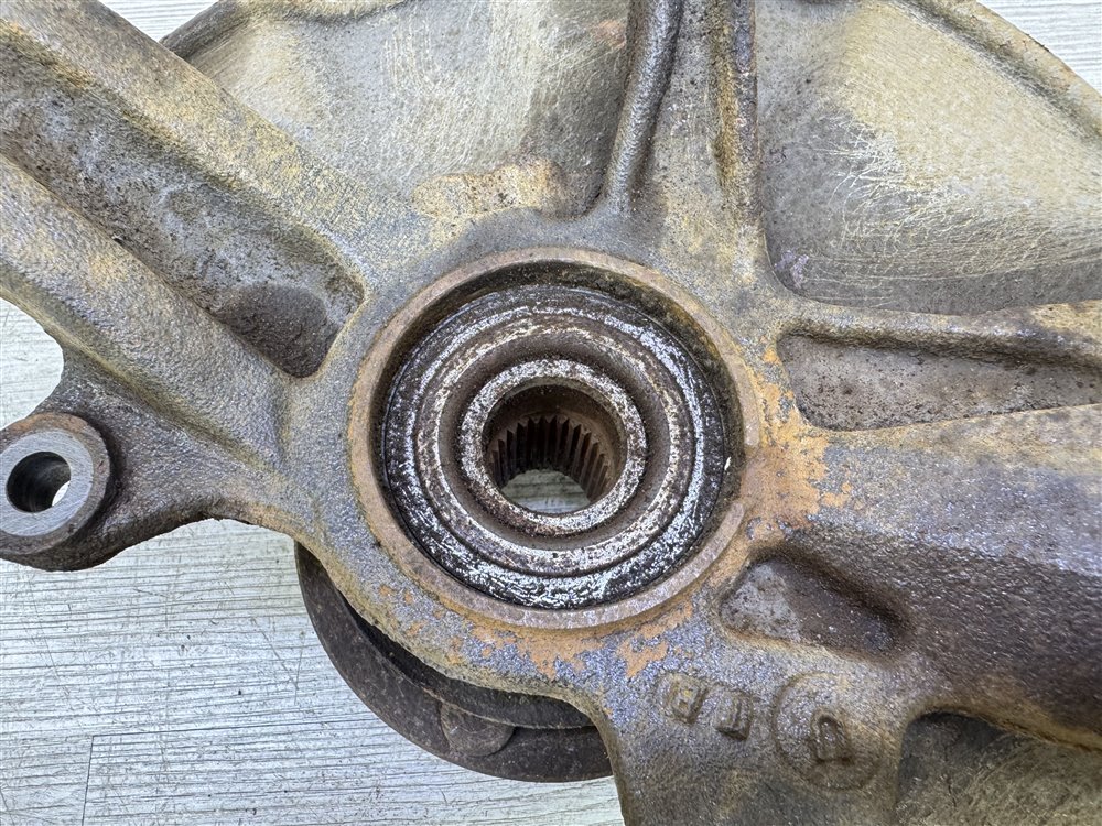 Кулак поворотный, 3000 рублей, Севастополь