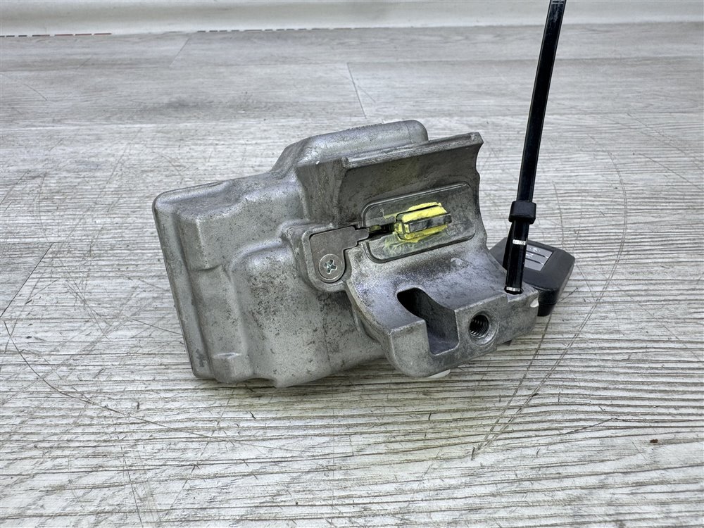 Блокиратор рулевой колонки, 2000 рублей, Севастополь