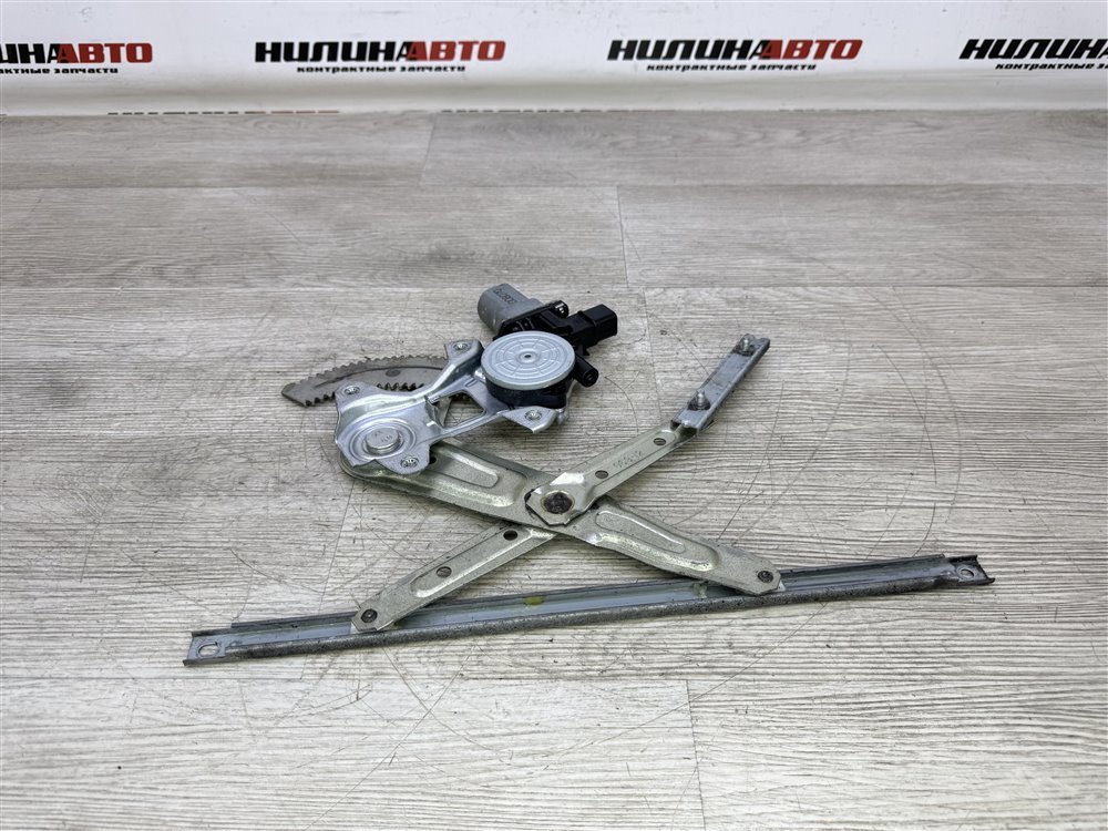 Стеклоподъемник, 1000 рублей, Севастополь