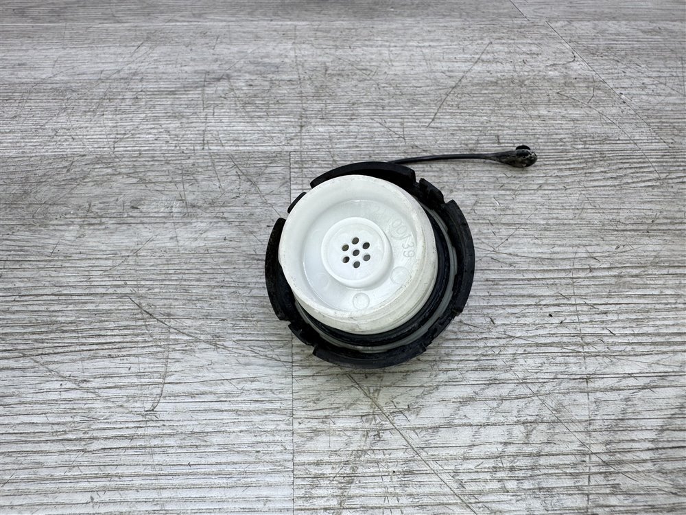 Крышка бензобака, 500 рублей, Севастополь