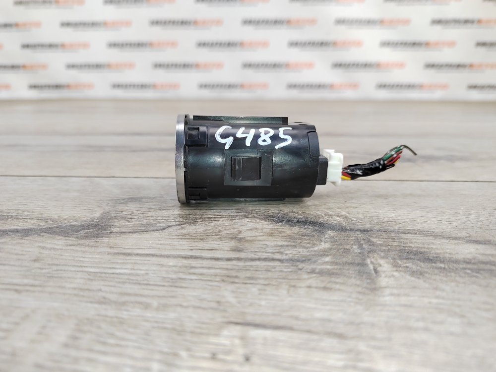 Кнопка старт-стоп, 500 рублей, Москва