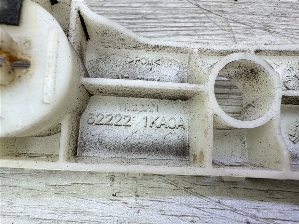 Кронштейн бампера, 1000 рублей, Севастополь