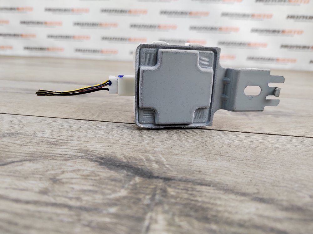 Блок управления центральным замком, 500 рублей, Москва