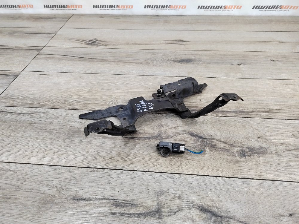 Кронштейн замка капота, 1400 рублей, Москва