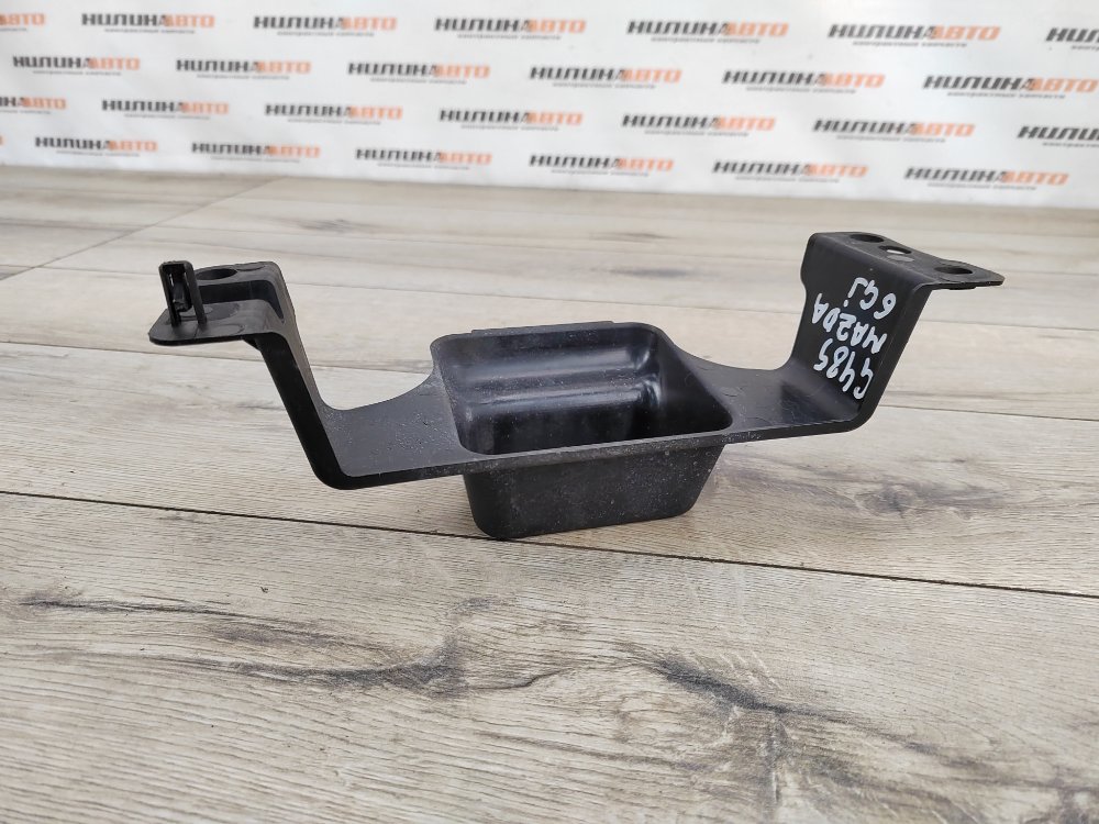 Накладка замка капота, 500 рублей, Москва