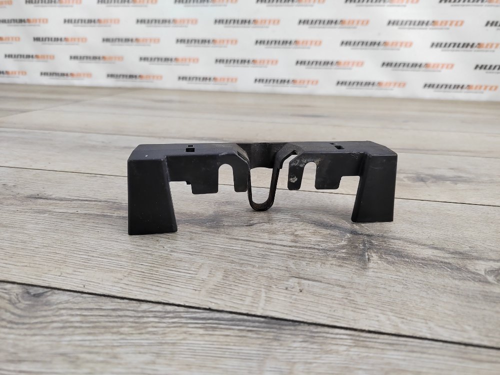 Накладка замка капота, 400 рублей, Москва