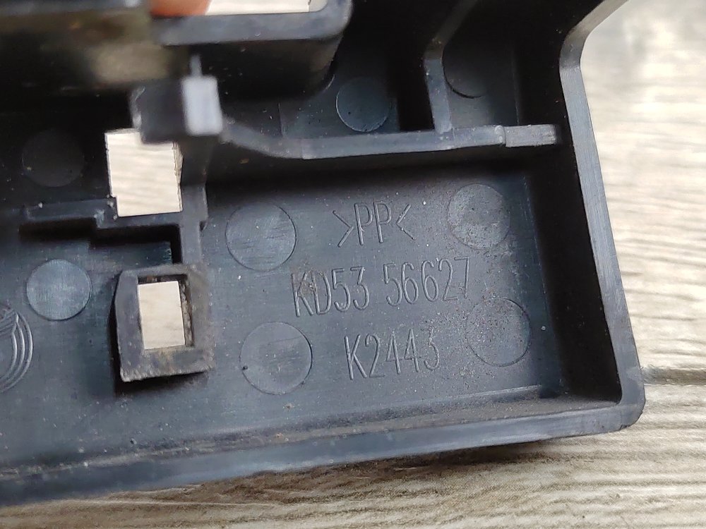 Накладка замка капота, 400 рублей, Москва