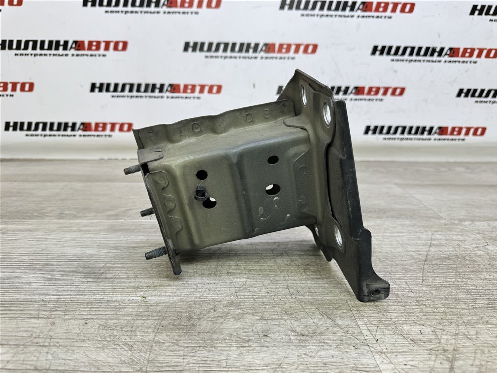 Кронштейн усилителя бампера, 6000 рублей, Севастополь