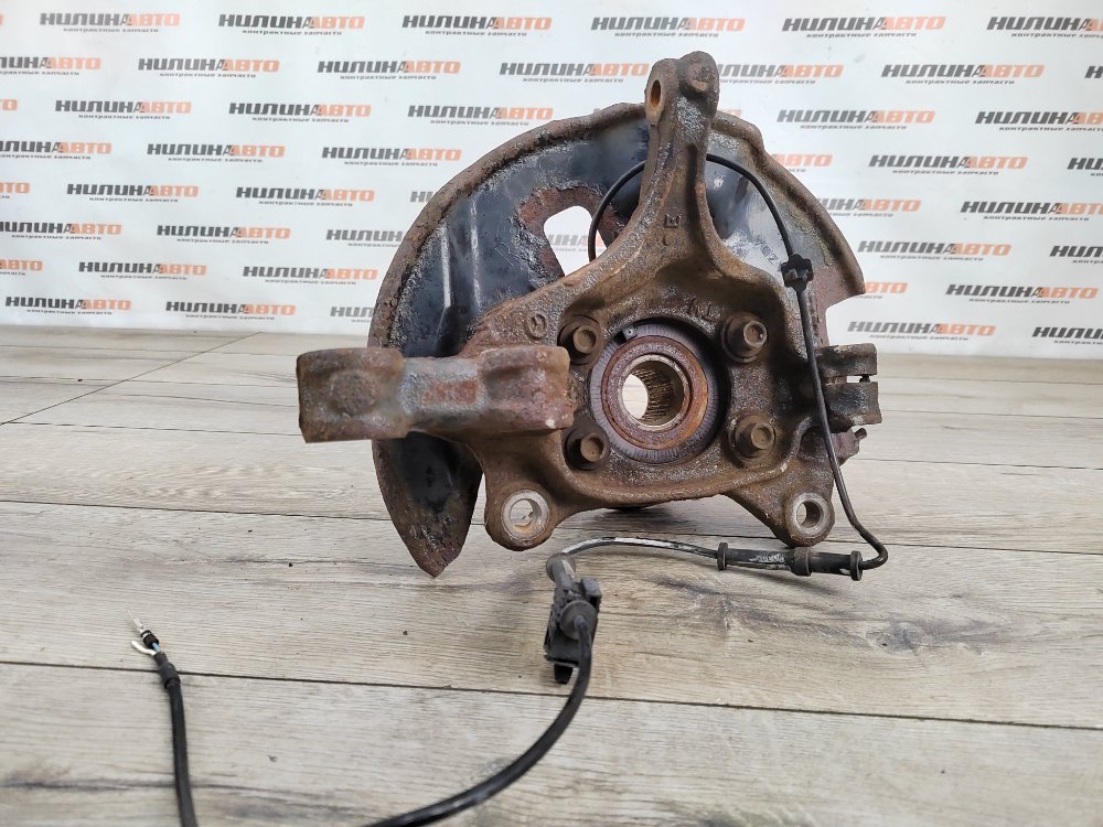 Кулак поворотный, 2000 рублей, Москва