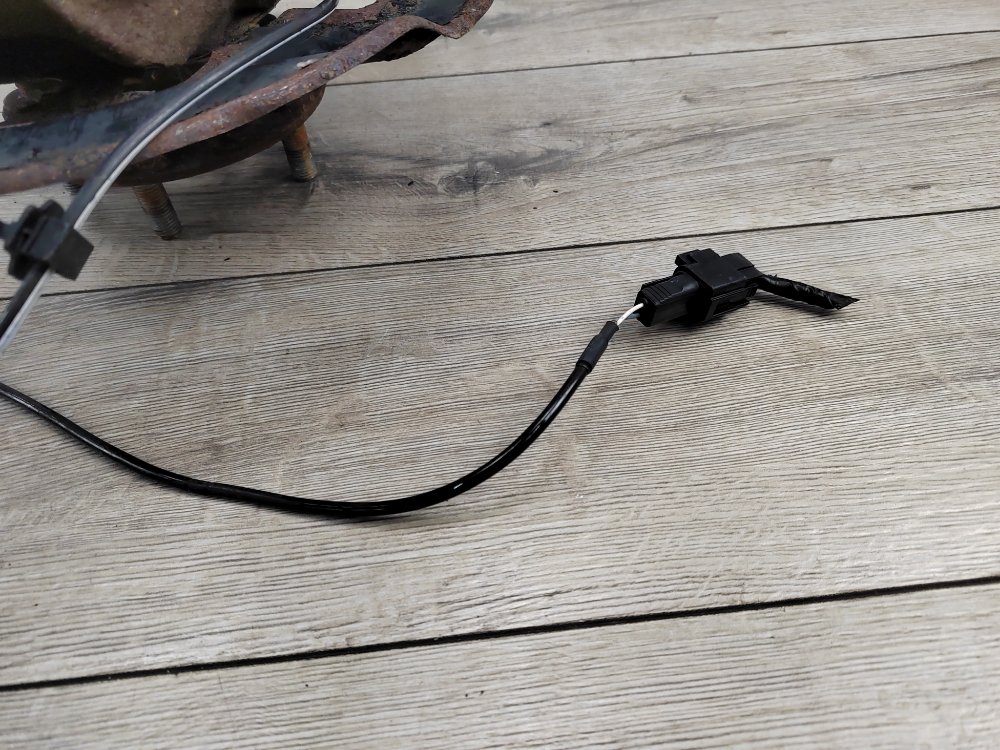 Кулак поворотный, 2000 рублей, Москва