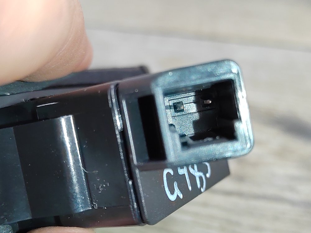 Кнопка открывания багажника, 1800 рублей, Москва