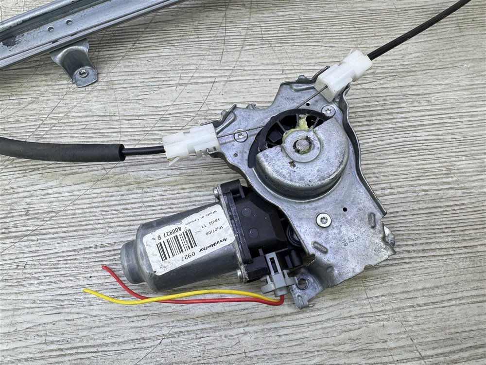 Стеклоподъемник, 2500 рублей, Севастополь