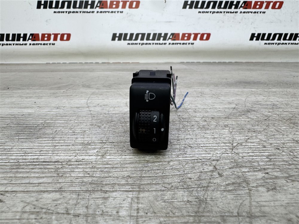 Кнопка корректора фар, 500 рублей, Севастополь