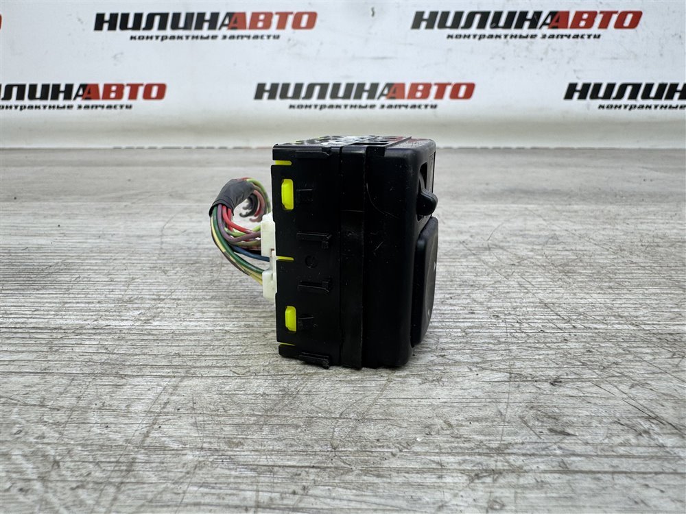 Блок управления зеркалами, 500 рублей, Севастополь