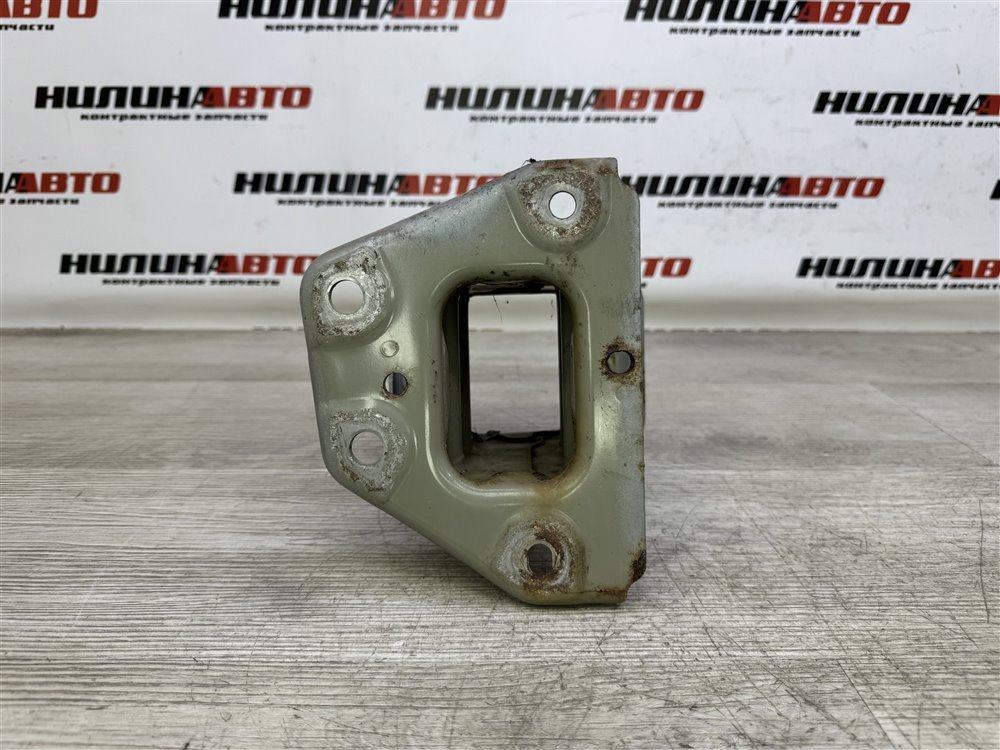 Кронштейн усилителя бампера, 2500 рублей, Севастополь