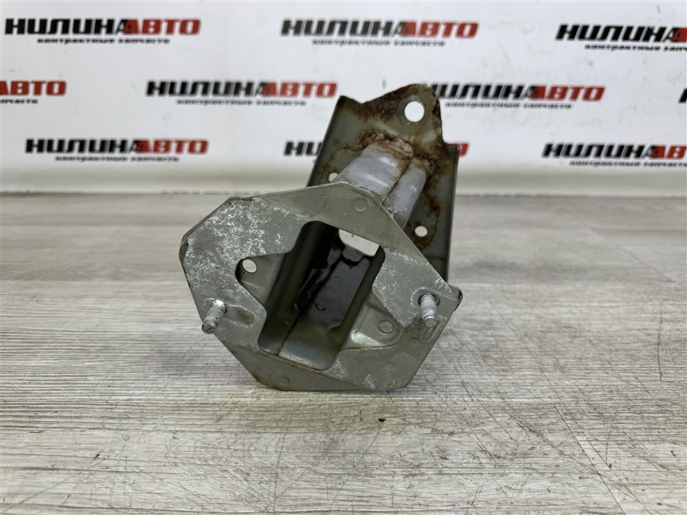 Кронштейн усилителя бампера, 2500 рублей, Севастополь