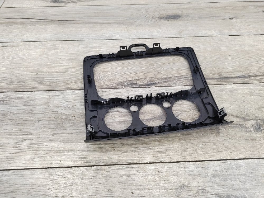 Рамка магнитолы, 2000 рублей, Москва