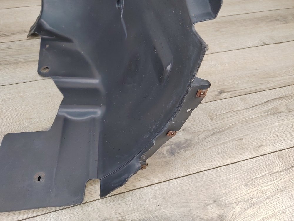 Подкрылок, 2000 рублей, Москва