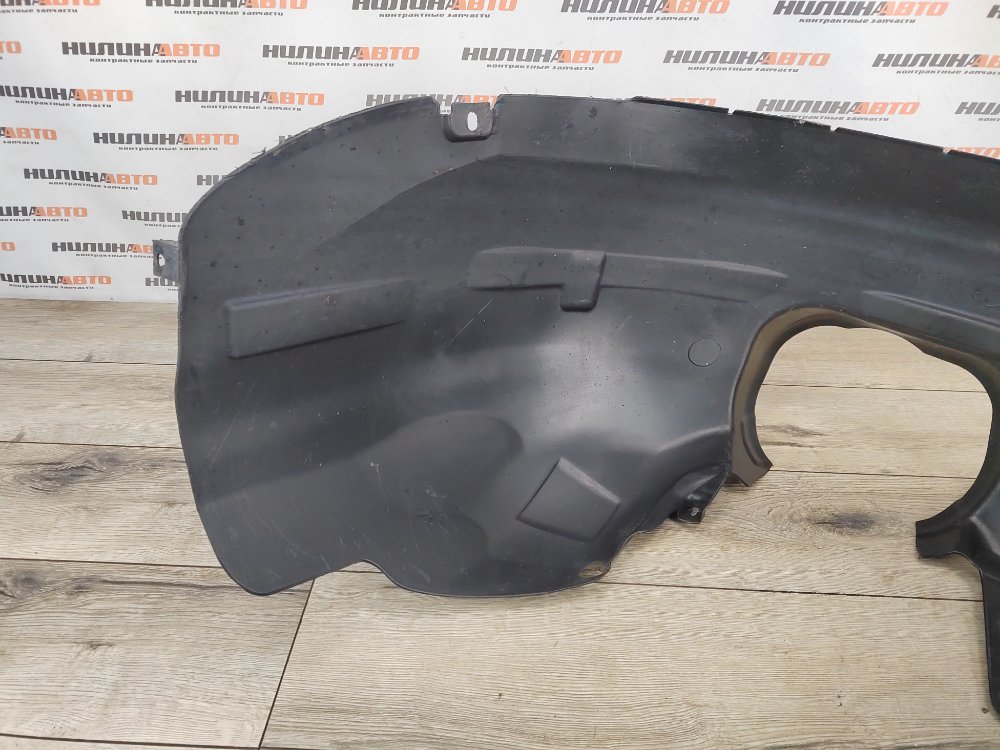 Подкрылок, 2000 рублей, Москва