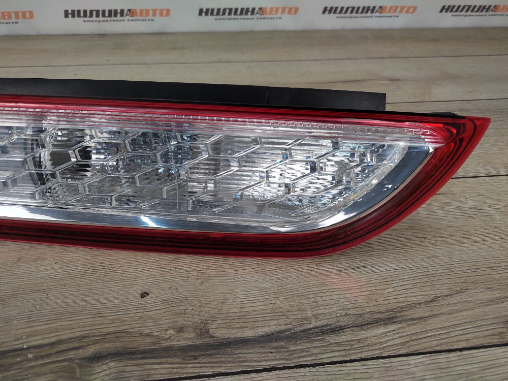 Фонарь в крыло, 2000 рублей, Москва