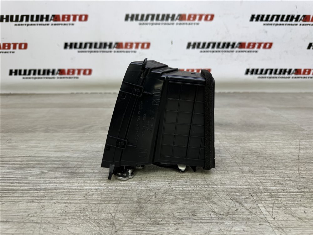 Дефлектор в торпедо, 1000 рублей, Севастополь