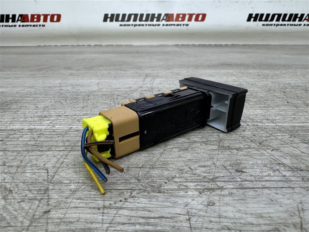 Кнопка обогрева заднего стекла, 500 рублей, Севастополь