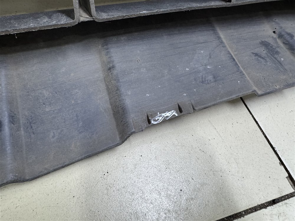 Бампер, 13000 рублей, Севастополь