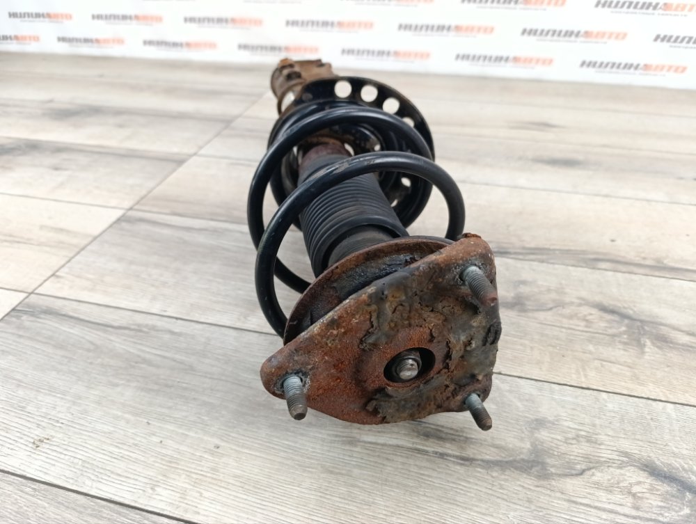 Амортизатор, 2000 рублей, Москва